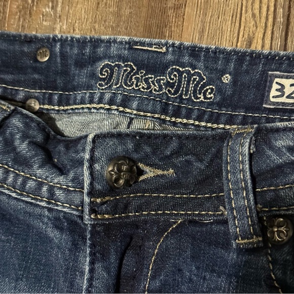 Miss Me Bootcut Jeans Women's 32 Y2K Designer Mid Rise Cropped Denim - Picture 3 of 6